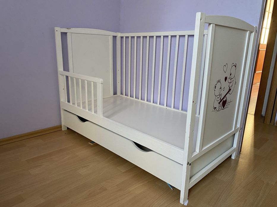 Łóżeczko dziecięce z materacem i szufladą 120x60