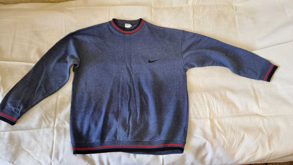 Свитшот фирмы Nike