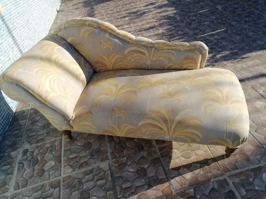Sofá Chaise Longue Antigo Bonito