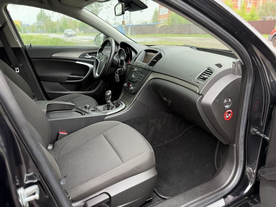 Opel Insignia з Німеччини Розмитнена