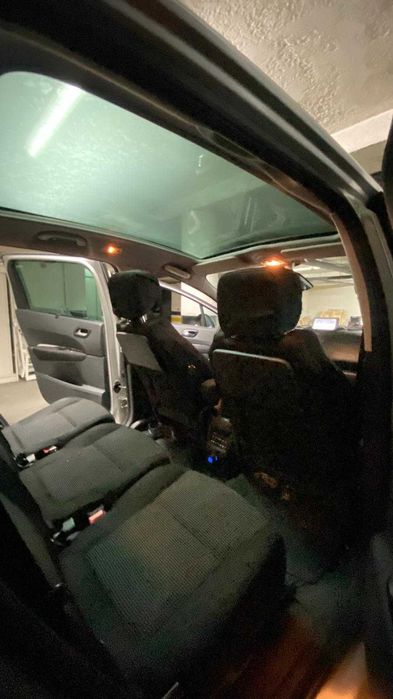 Peugeout 5008 Premium