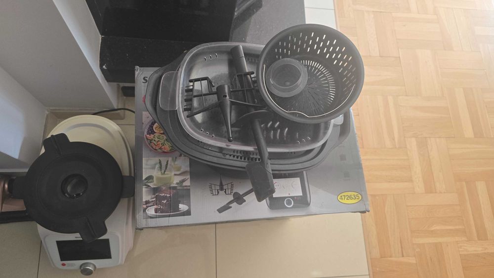 Robot kuchenny SilverCrest Monsieur Cuisine Connect | Sprawny + Akcesoria