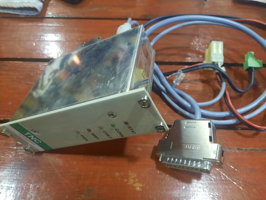 Радиостанция  TAIT 2000