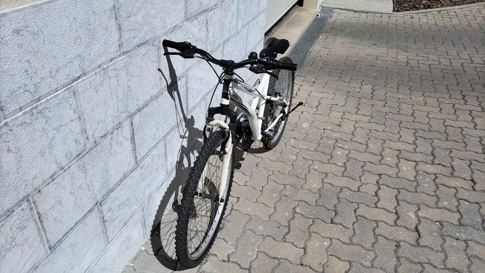 Bicicleta World Bike Tour Skoda