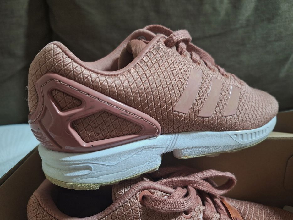 Adidas ZX Flux W – Tamanho 36 2/3 – Pouco usadas