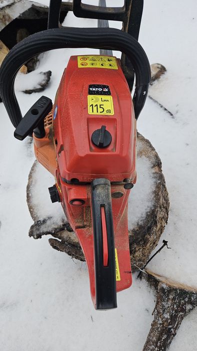 Ланцюгова бензопила 3,4 л.с. YATO YT-84910