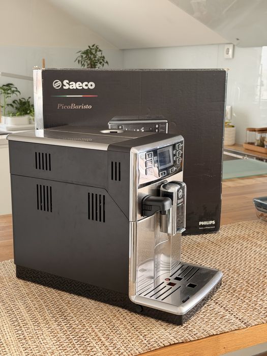 Máquina Café Saeco PicoBaristo Philips