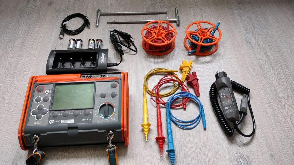 Wynajem mierników SONEL MPI-520, MPI-525, MPI-540, luksomierza LXP-10B