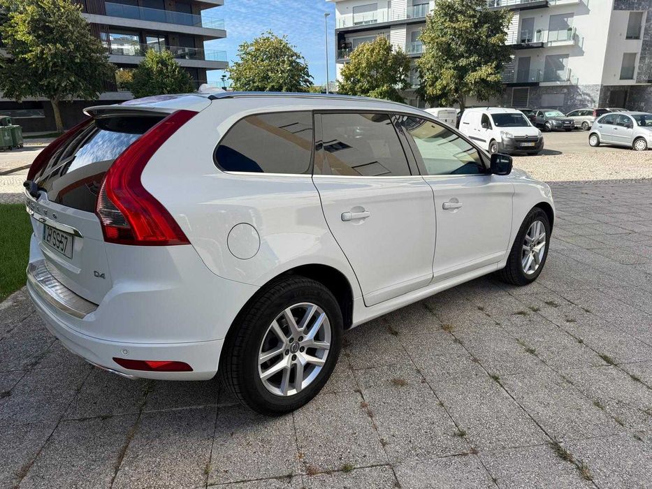 VOLVO XC60 D4 Automatico