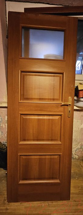 Drzwi wewnętrzne używane