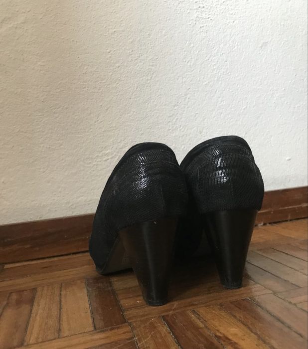 Sapato salto alto confortável