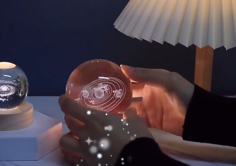 Новорічний подарунок куля на Новий рік