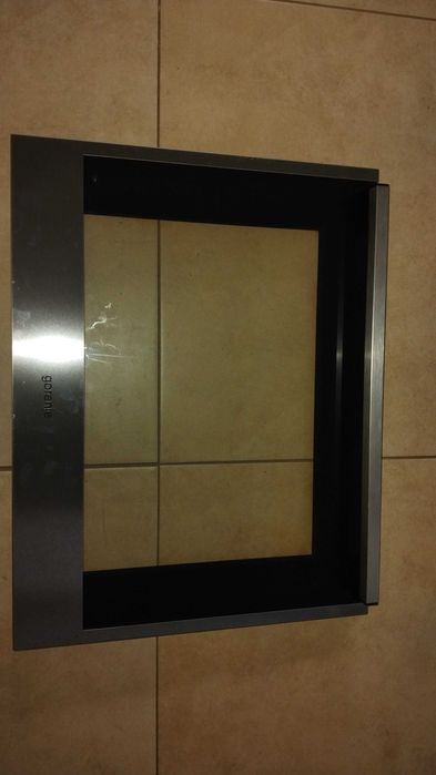 Drzwi do piekarnika do zabudowy Gorenje kompletne.