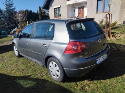 Volkswagen Golf V 1.9 TDI