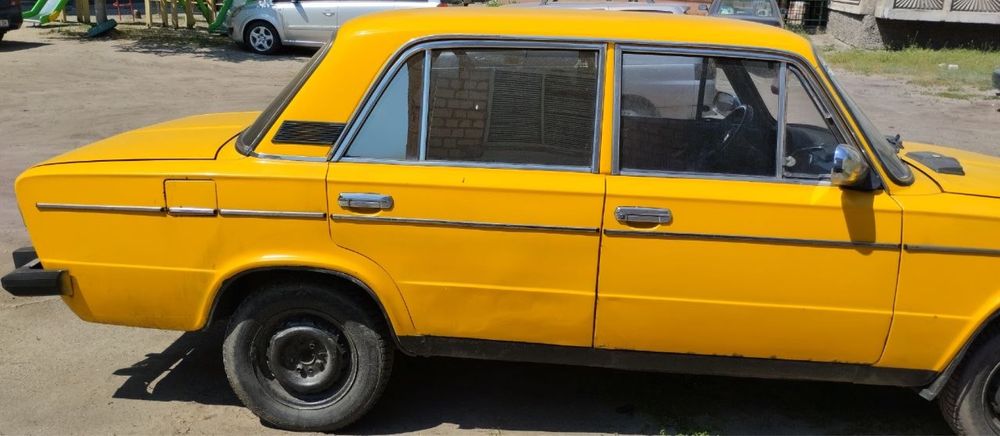 Продам автомобиль ваз 2106
