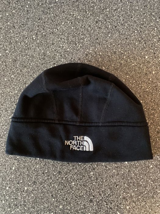 Шапка The North Face.