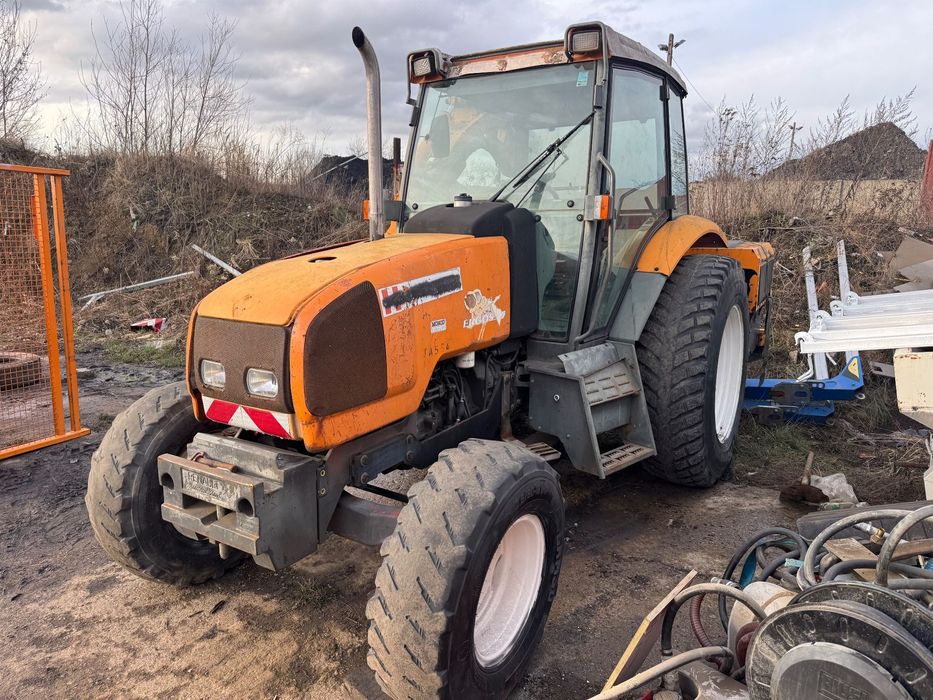 Renault Ergos 95 Klimatyzacja manualna skrzynia 2001 r. 4x2 kosiarka bijakowa  WOM Kosiarka Bijakowa John Deere Claas Massey Ferguson