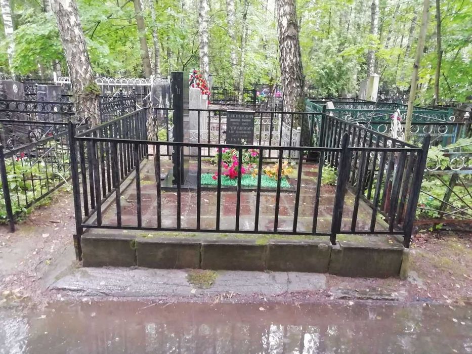 Оградки от 650грн/ м погонный. Оградки на кладбище. Лавочки. Столы. .