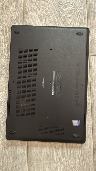 Ноутбук Dell Latitude 5490
