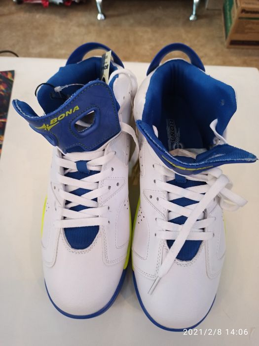 Кроссовки высокие, размер 42