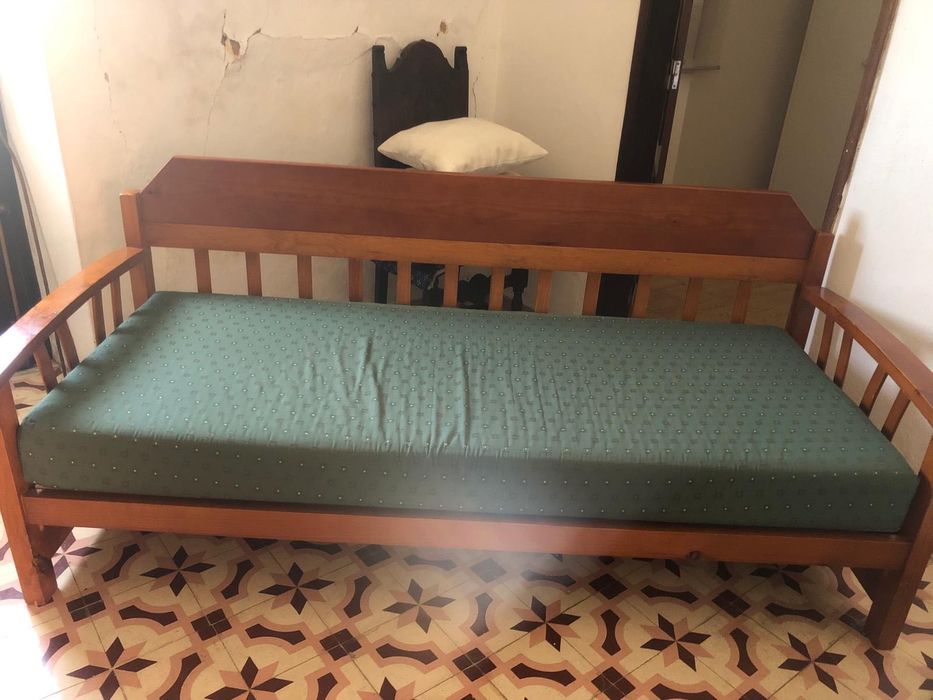 Sofá cama para despachar