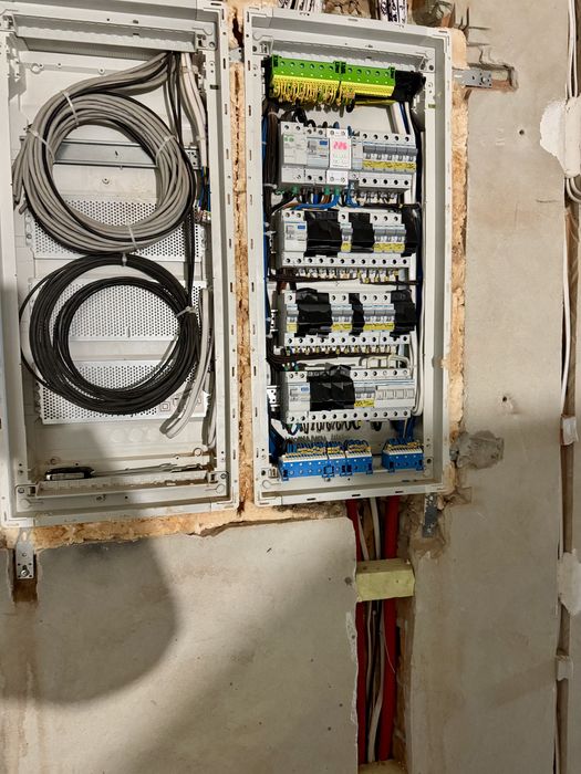 Продаж котеджу з частковим ремонтом 154 м.кв., вул. В. Івасюка