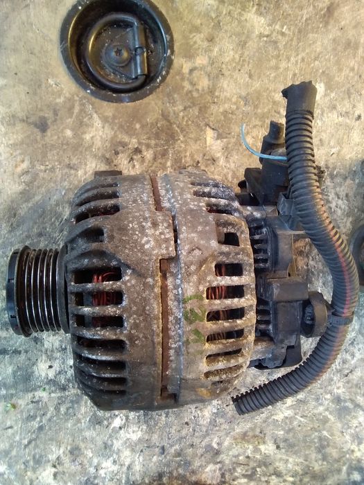 Alternator Citroën c4 1.6 hdi 2004---2008r