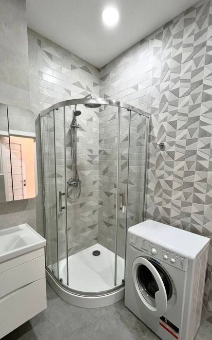 Срочно сдам квартиру в ЖК "Граф", ул. Азарова 8. Центр города