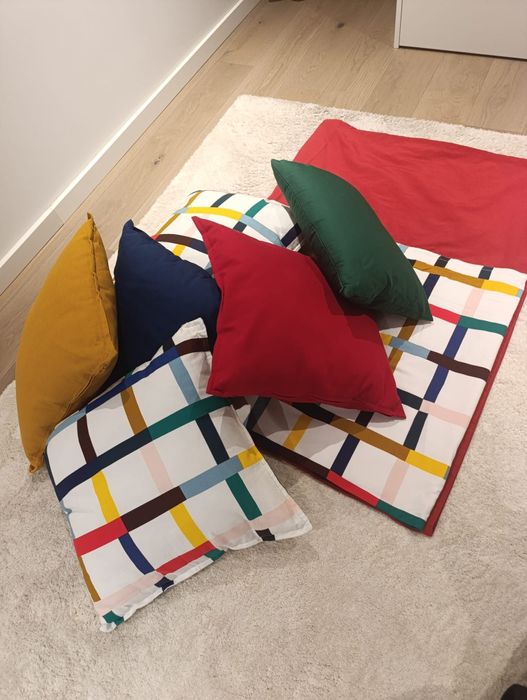 Coberta com 6 almofadas