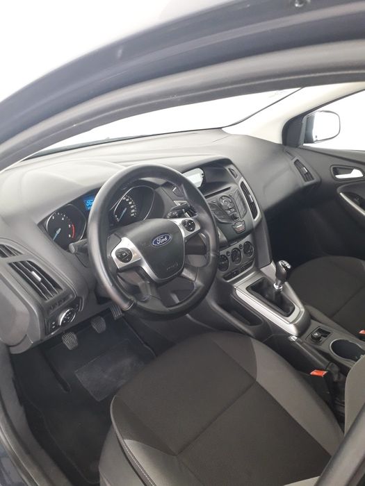 Ford Focus SW — fotografia 8