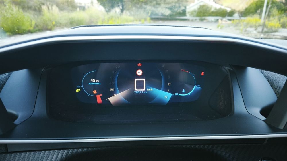 Peugeot 2008 1.2 Allure pack