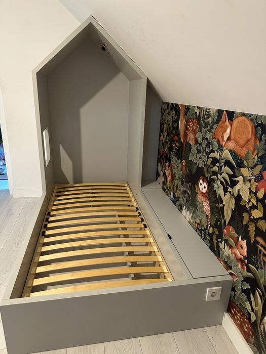 Meble dziecięce od stolarza – łóżko 200x90 + domek, szafa, biurko