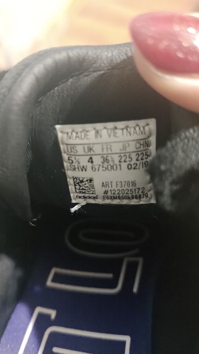 Sprzedam buty damskie adidasa rozmiar 36,5