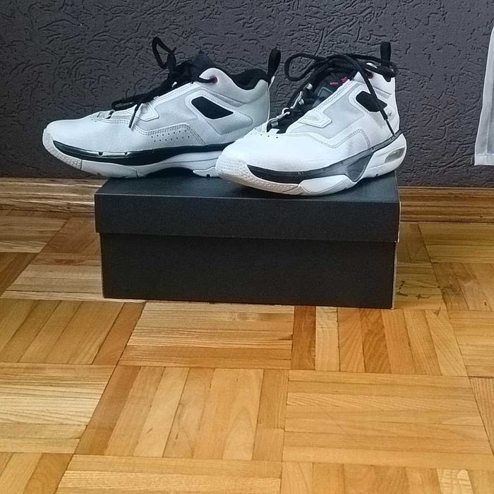 Buty Jordan Stay Loyal 3(gs)