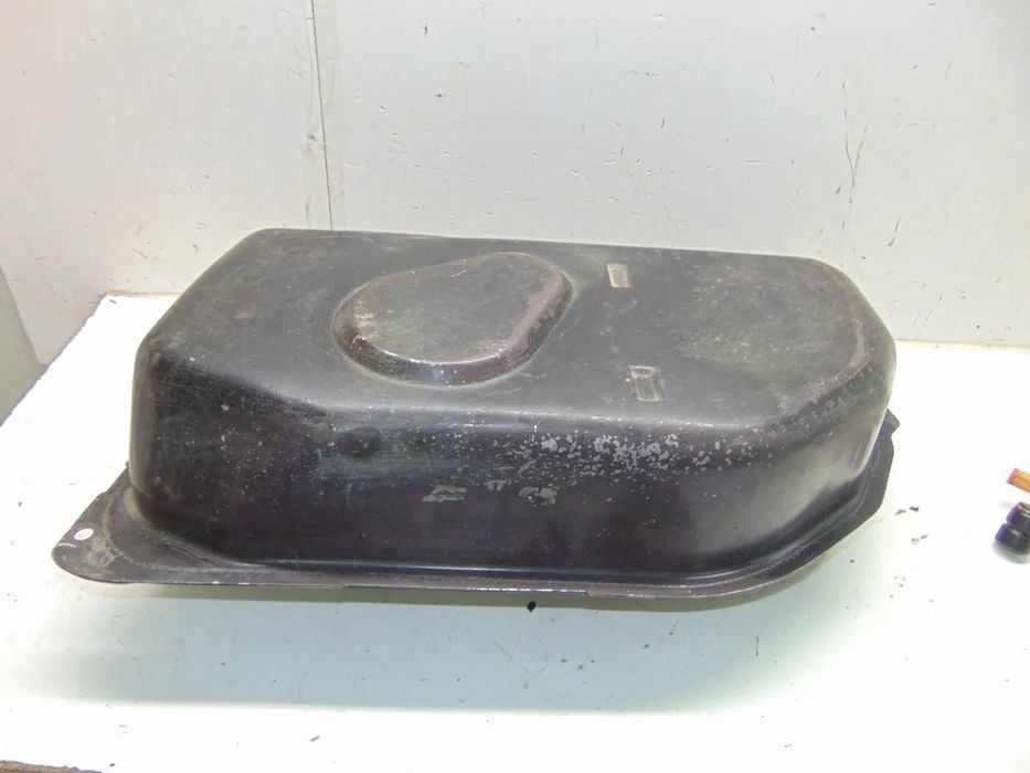 Peugeot 305 depósito gasolina