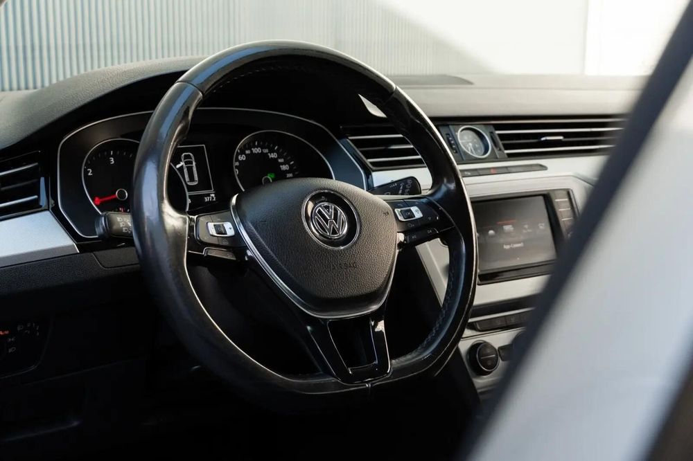 VW Passat Variant 1.6 TDI Confortline DSG