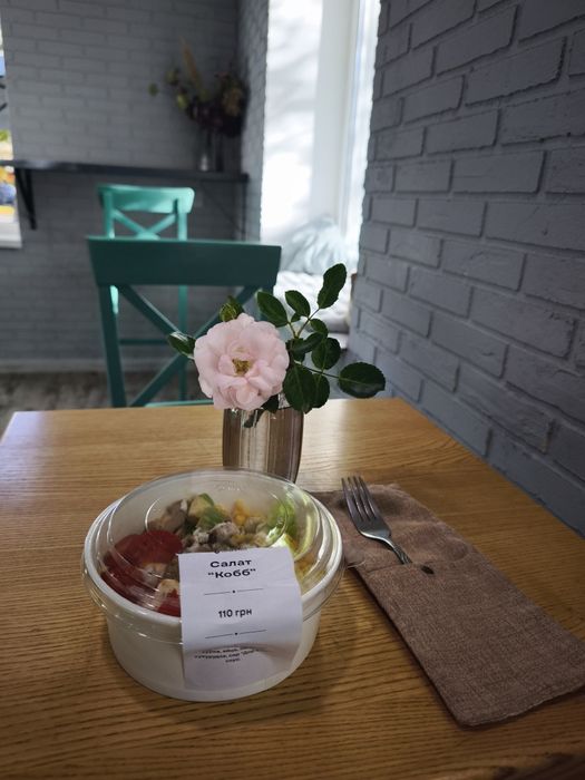 Продаж готового бізнесу кав'ярня з кухнею