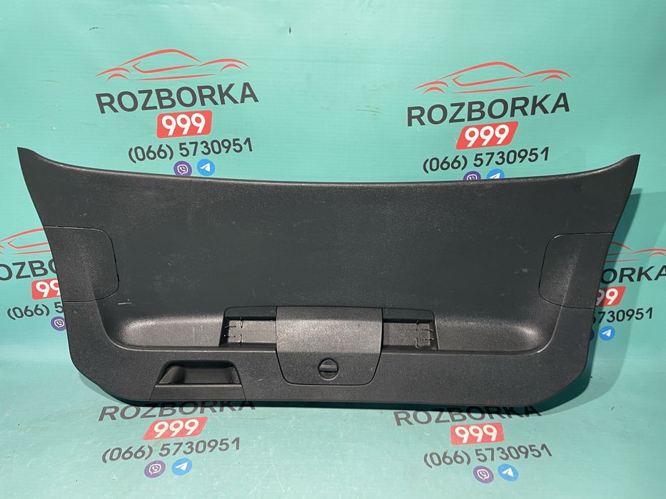 Обшивка Кришки багажника vw passat b8 variant поастик Б8