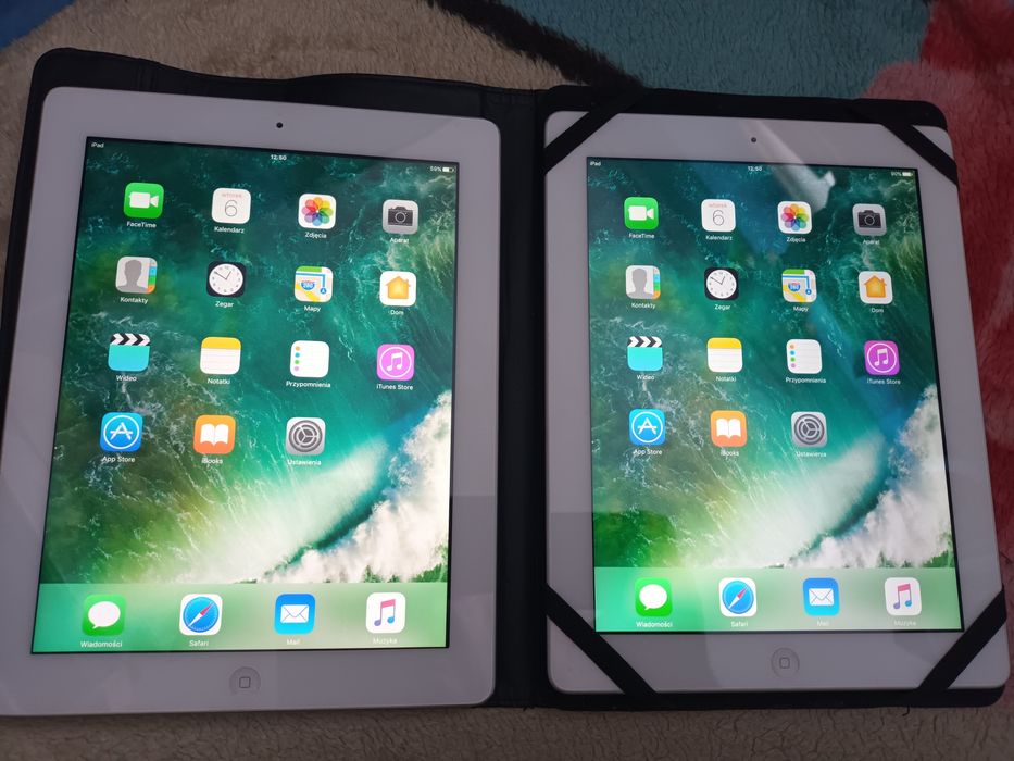 Zestaw tabletów iPad 4 z ładowarką 2 sztuki