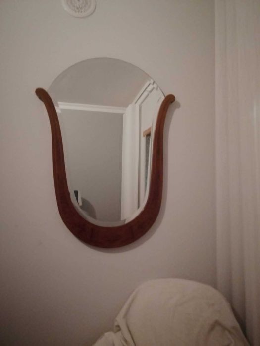 Mobília de quarto em mogno