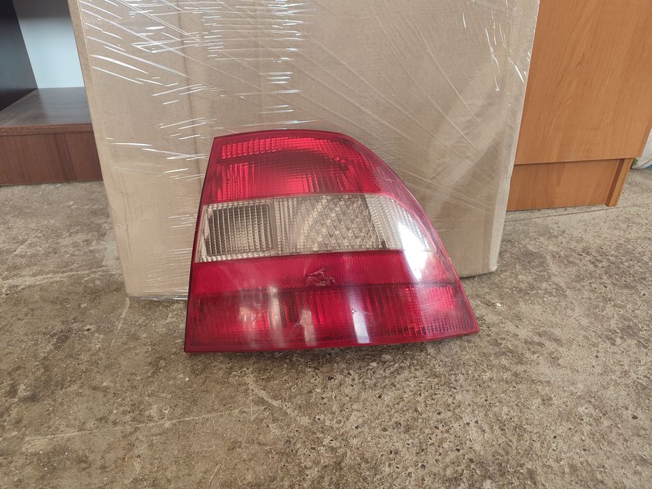 Фара вектра б 1996-1998рік