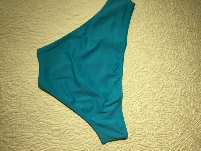 Cueca verde bikini