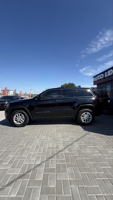 Jeep Grand Cherokee Джип Гранд Чірокі LAREDO 4*4 2019 р 3.6 V6 Газ/Бенз 8 АКПП (ZF)