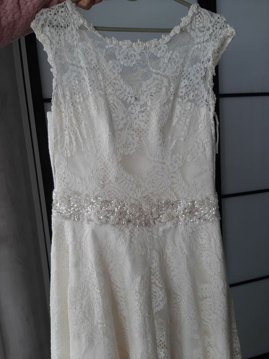 Продається весільне плаття