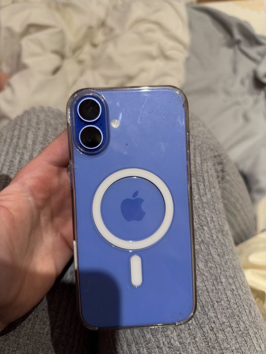 Sprzedam Iphone 16 plus