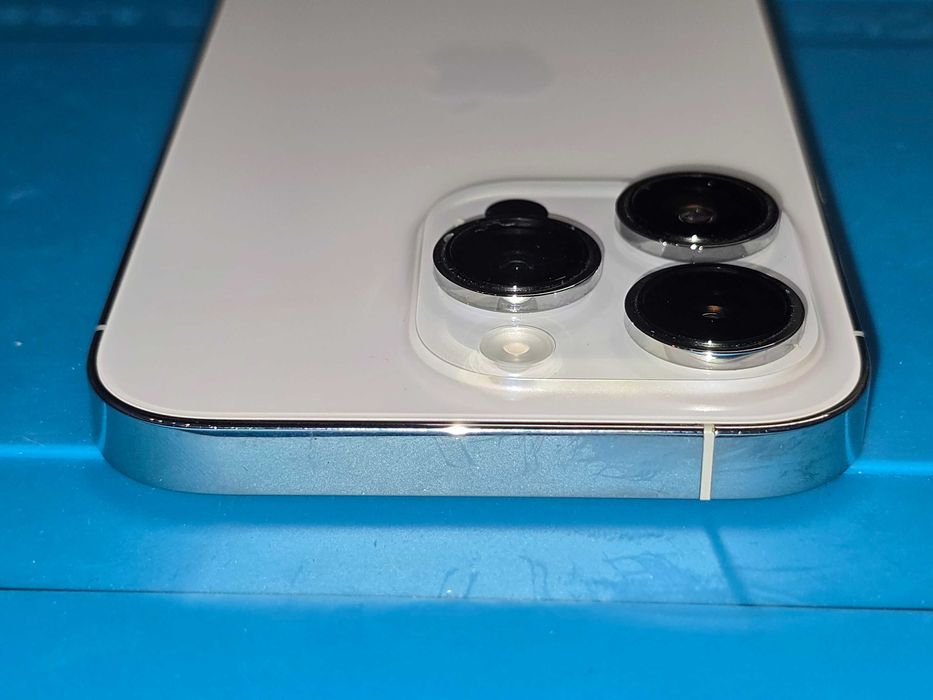 Używany - Apple iPhone 14 Pro 128GB Srebrny - GSM Baranowo