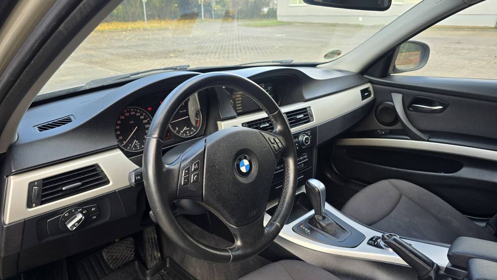 BMW e91 Lift 2011r. 4x4 Automat