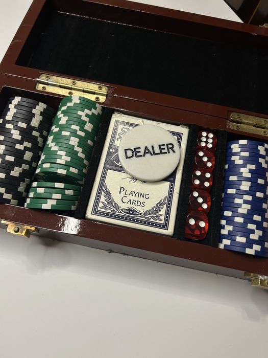 Набір для покеру