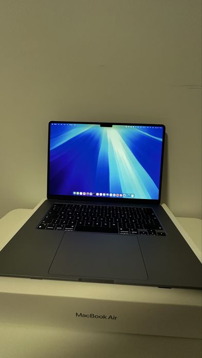 Macbook Air M3 15” 16gb 1TB