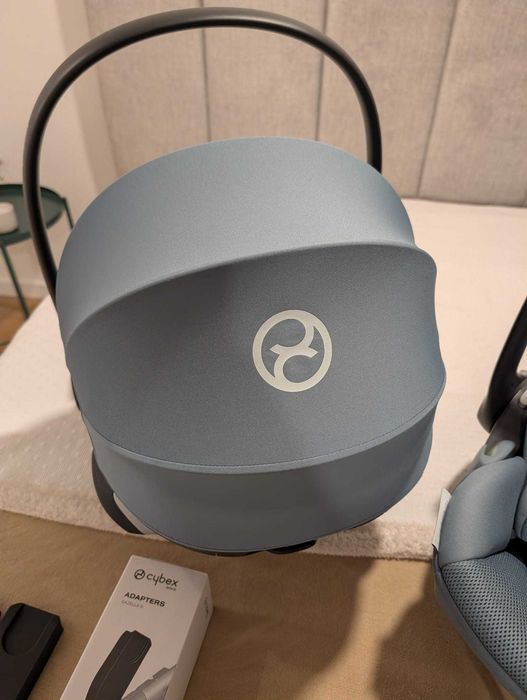Conjunto Cybex Ovos Cloud G Plus + com adaptadores Gazelle S